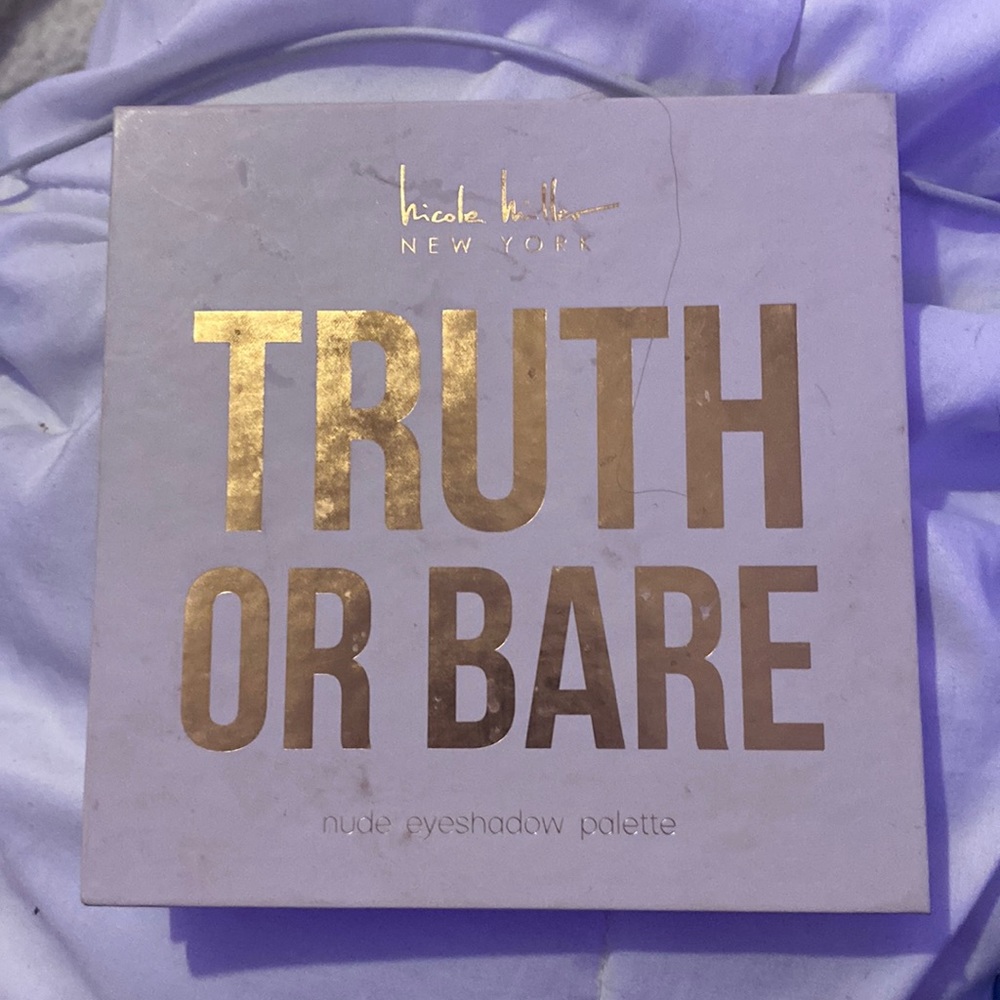 eyeshadow palette
